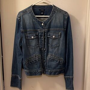 GAP Women's Classic Blue Jean Jacket circa 1980s